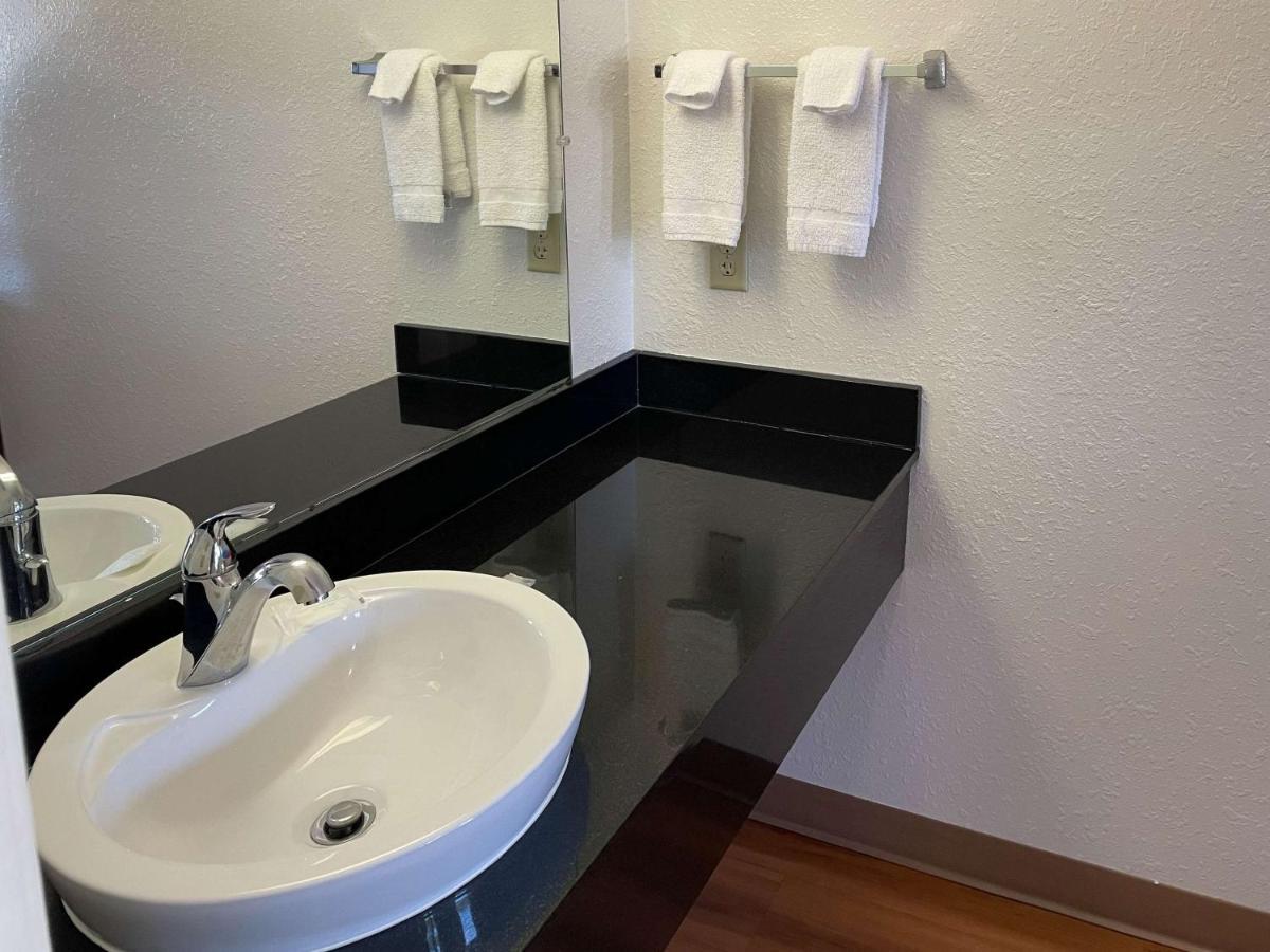 Motel 6 Cameron Mo Экстерьер фото